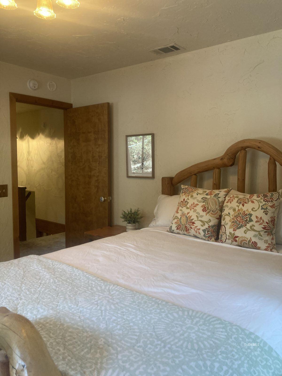 25500 Foster Lake Road Idyllwild, CA 92549 - Photo 25 of 35 2nd Bedroom