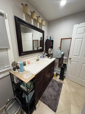 a view of utility room