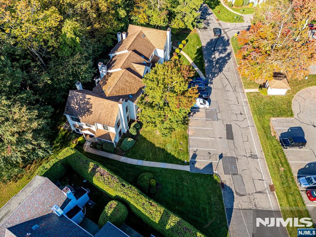 3302 Stonehedge Road, Unit 3302 Edison, NJ 08820 - Photo 6 of 38 Gallery Image 6
