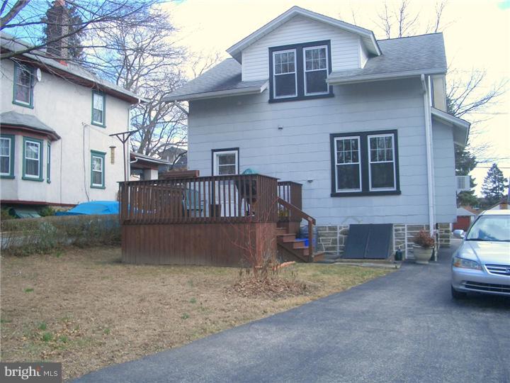 448 Harmon Road Philadelphia, PA 19128 - Photo 23 of 25 Exterior Back