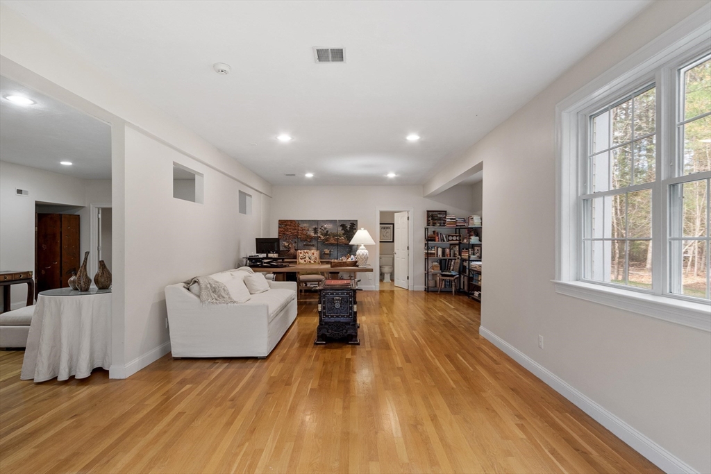 228 Devonshire Way Lancaster, MA 01523 - Photo 29 of 42