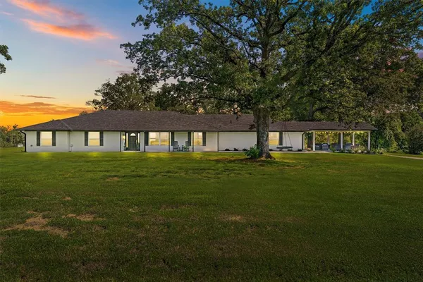 $1,630,000 | 20418 Farm To Market 16, Lindale, TX 75771