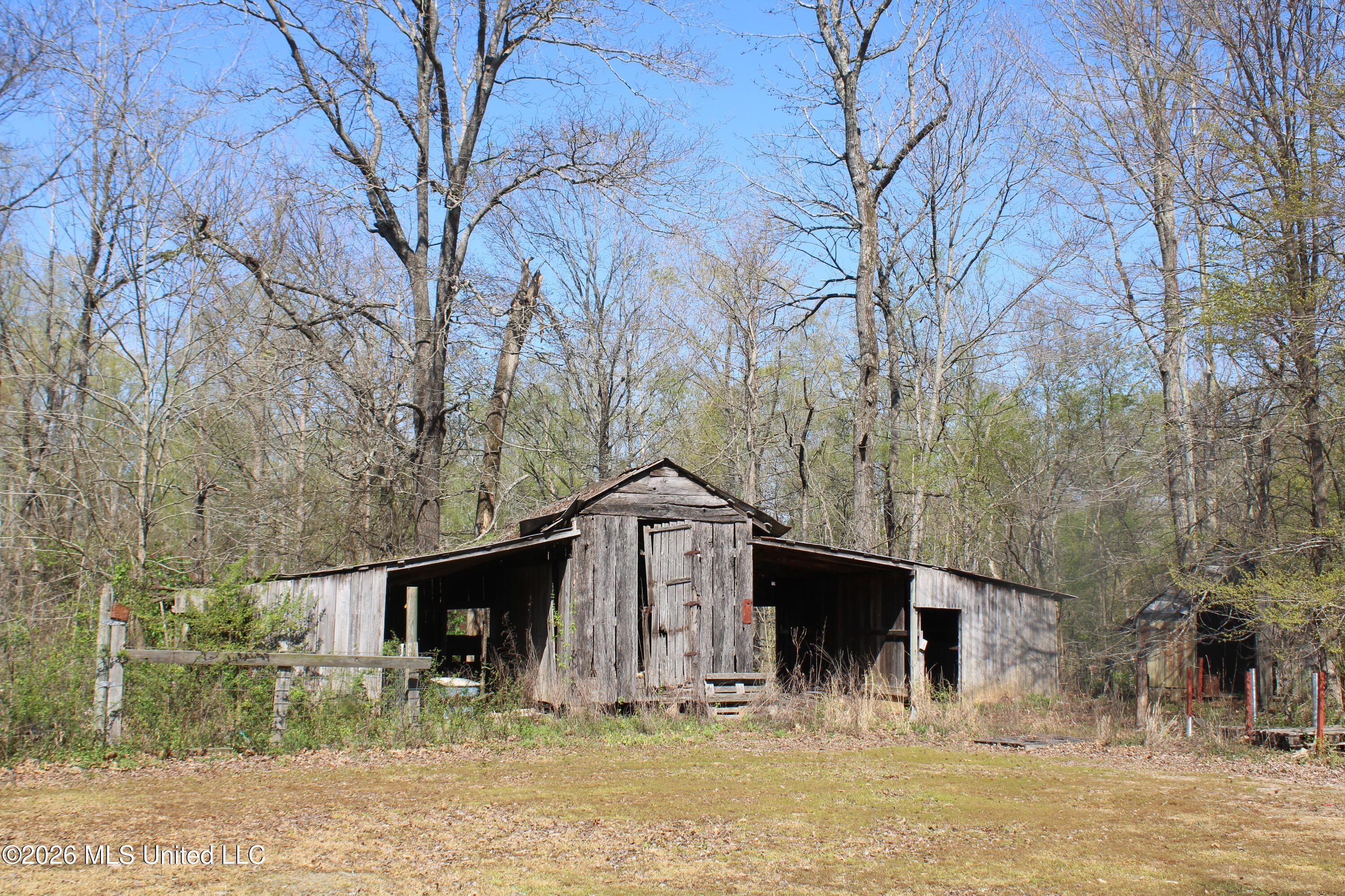 350 Miller Road Michigan City, MS 38647 - Photo 25 of 28 IMG_7649