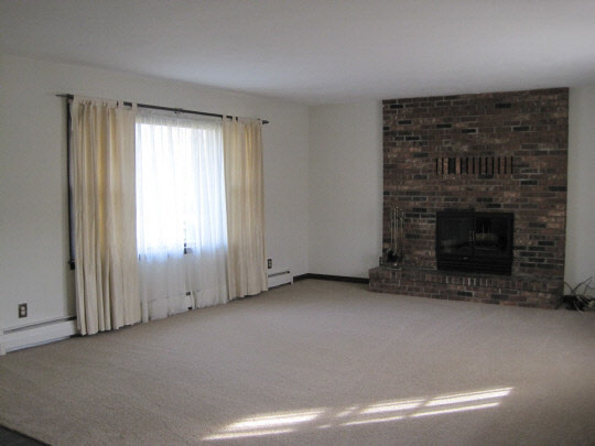 10638 Main Road North Rockton, IL 61072 - Photo 4 of 11 Gallery Image 4