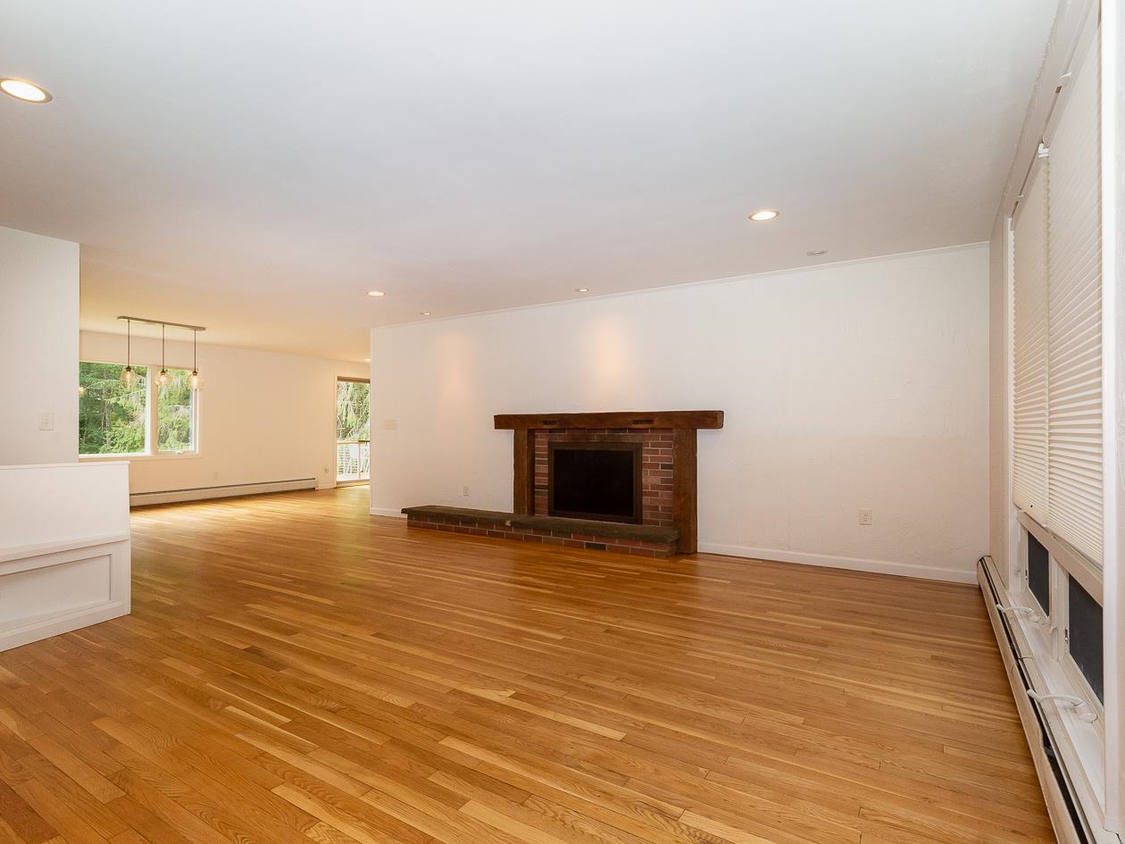 42 Oyster River Road Durham, NH 03824 - Photo 13 of 37