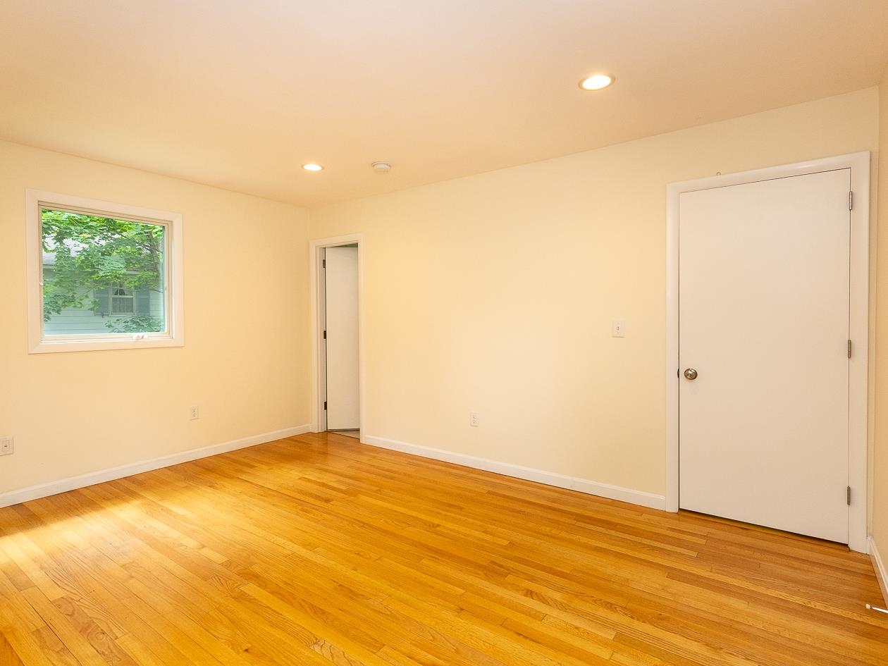 42 Oyster River Road Durham, NH 03824 - Photo 19 of 37