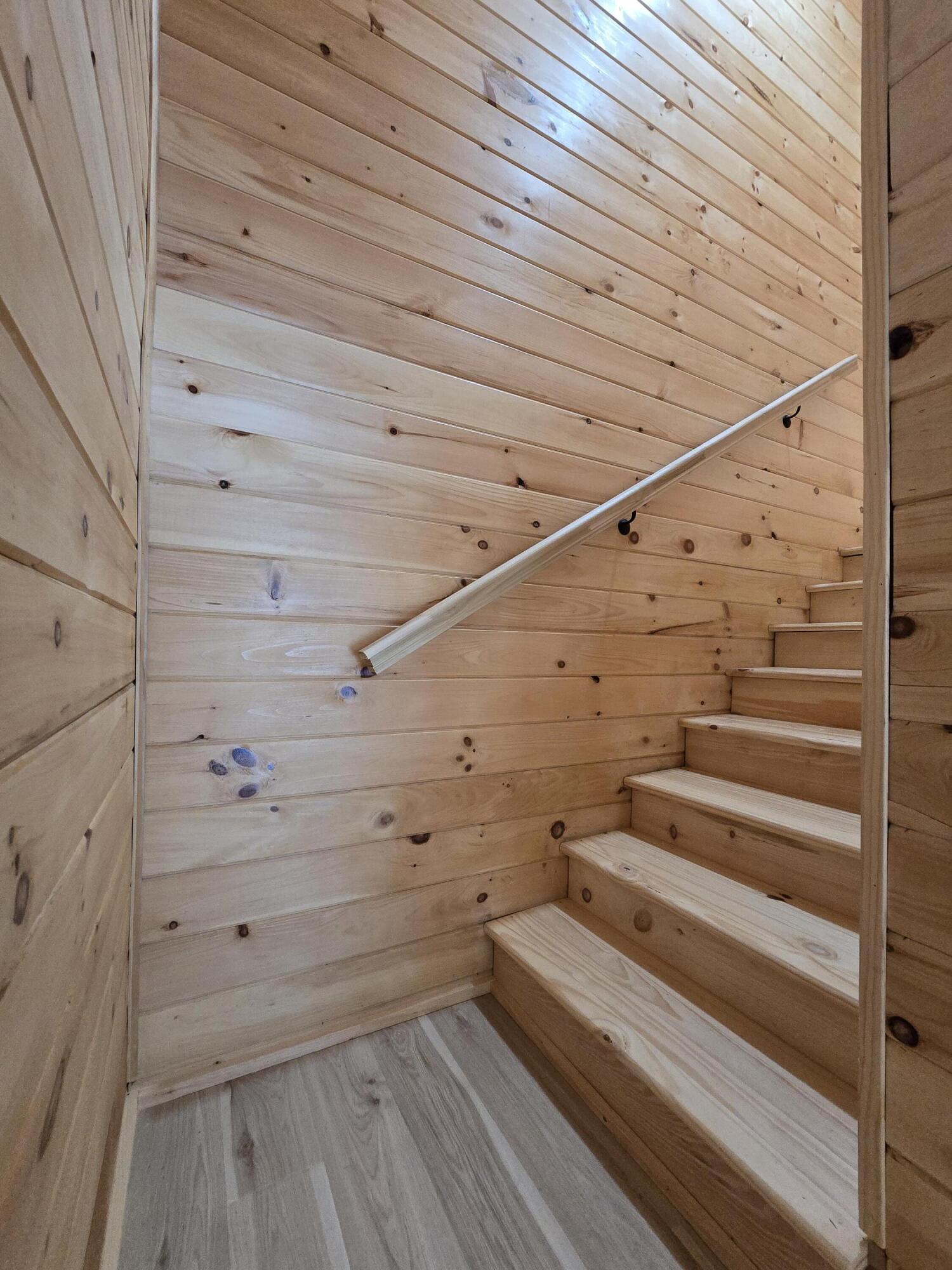 212 Ross Hill Road St. Albans, ME 04971 - Photo 20 of 30 stairs19