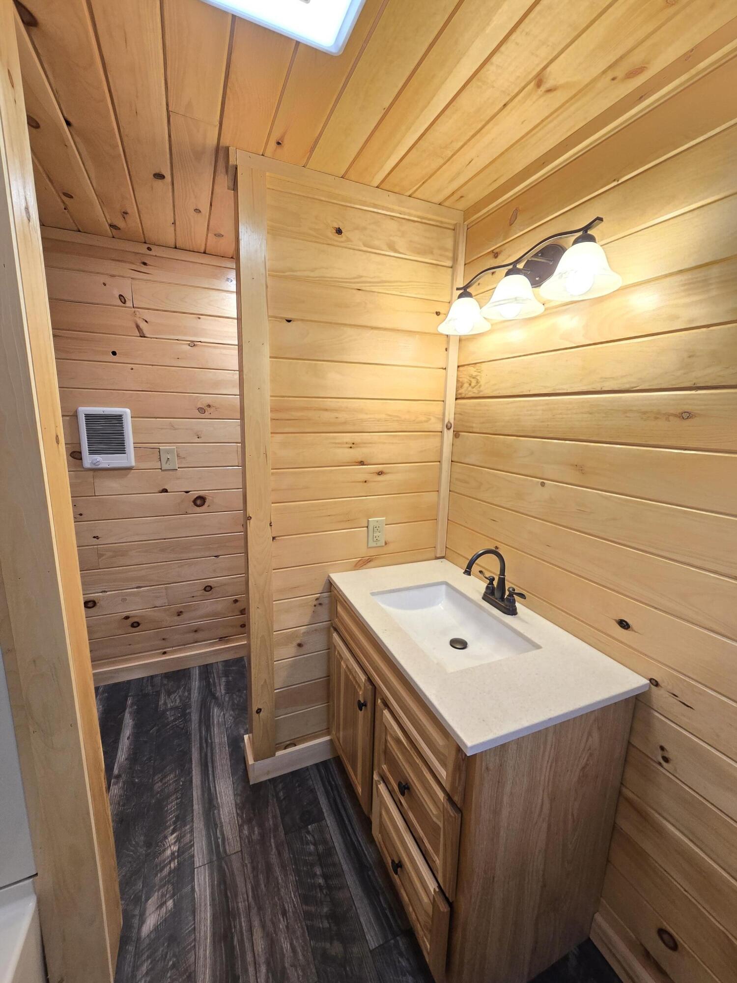 212 Ross Hill Road St. Albans, ME 04971 - Photo 27 of 30 bathroom16