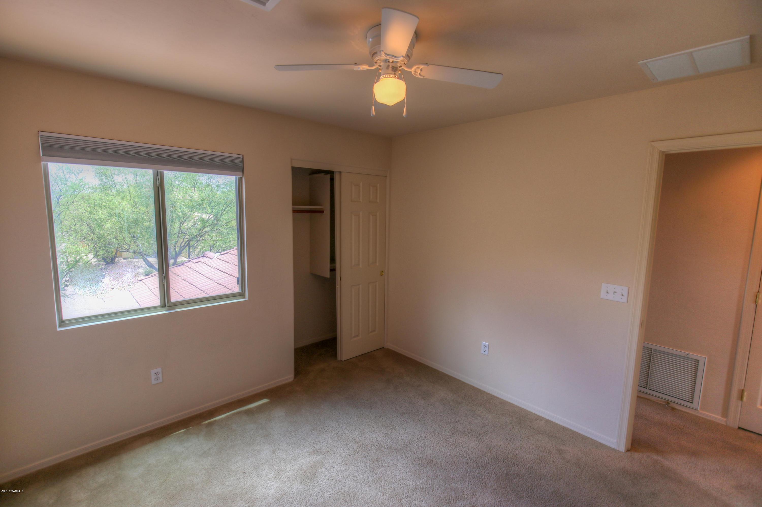 10457 East Rita Ranch Crossing Circle Tucson, AZ 85747 - Photo 26 of 34
