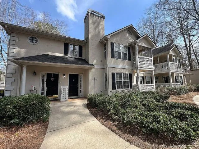 $298,000 | 1005 Peachtree Forest Terrace, Peachtree Corners, GA 30092