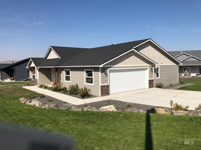 $469,900 | 3211 18th Street, Lewiston, ID 83501