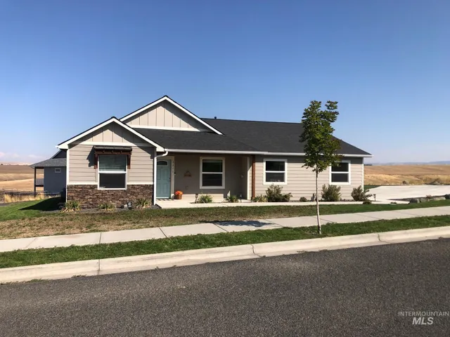 $469,900 | 3211 18th Street, Lewiston, ID 83501