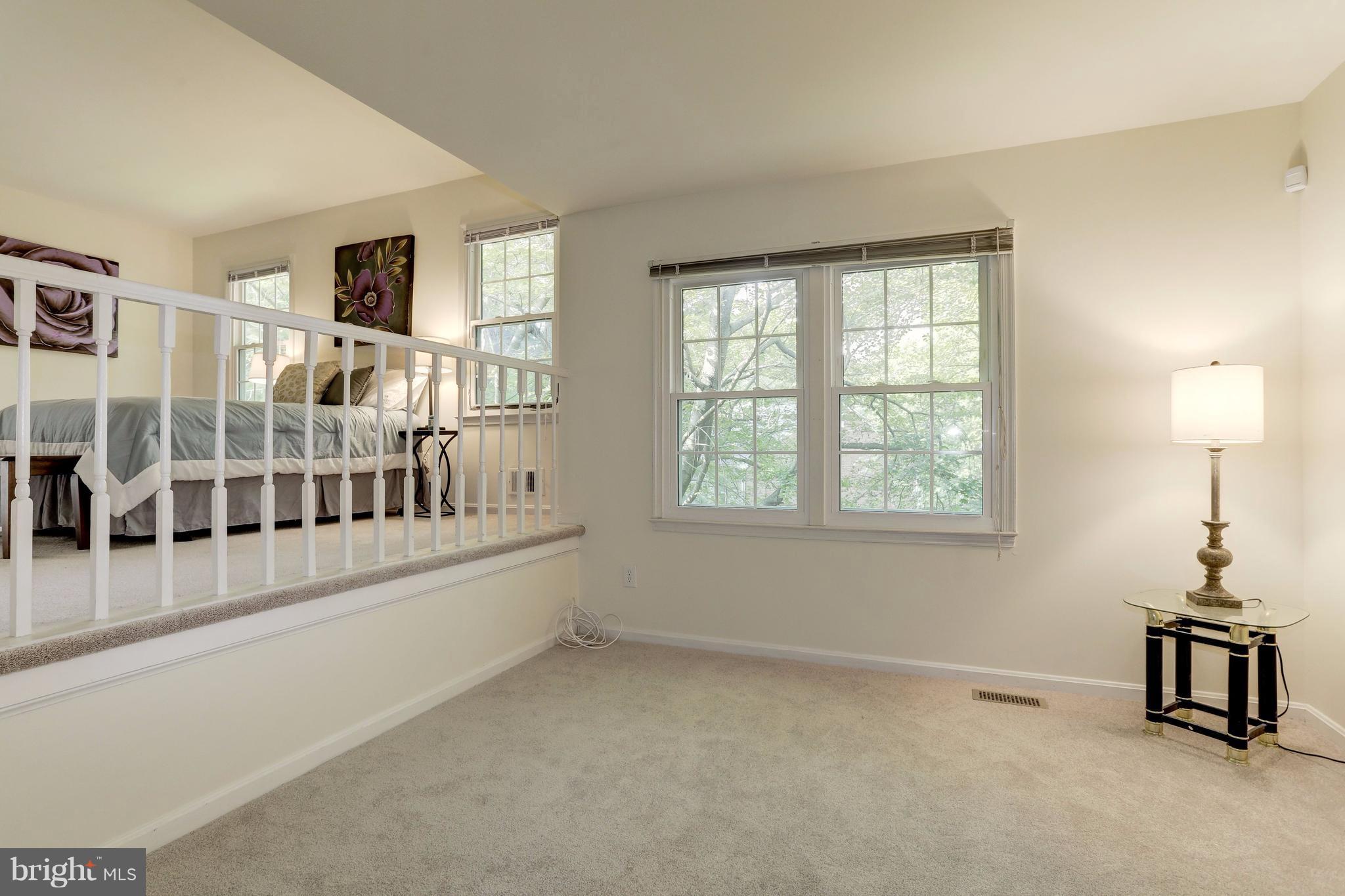 28 Treworthy Road Gaithersburg, MD 20878 - Photo 16 of 30 Sitting Room