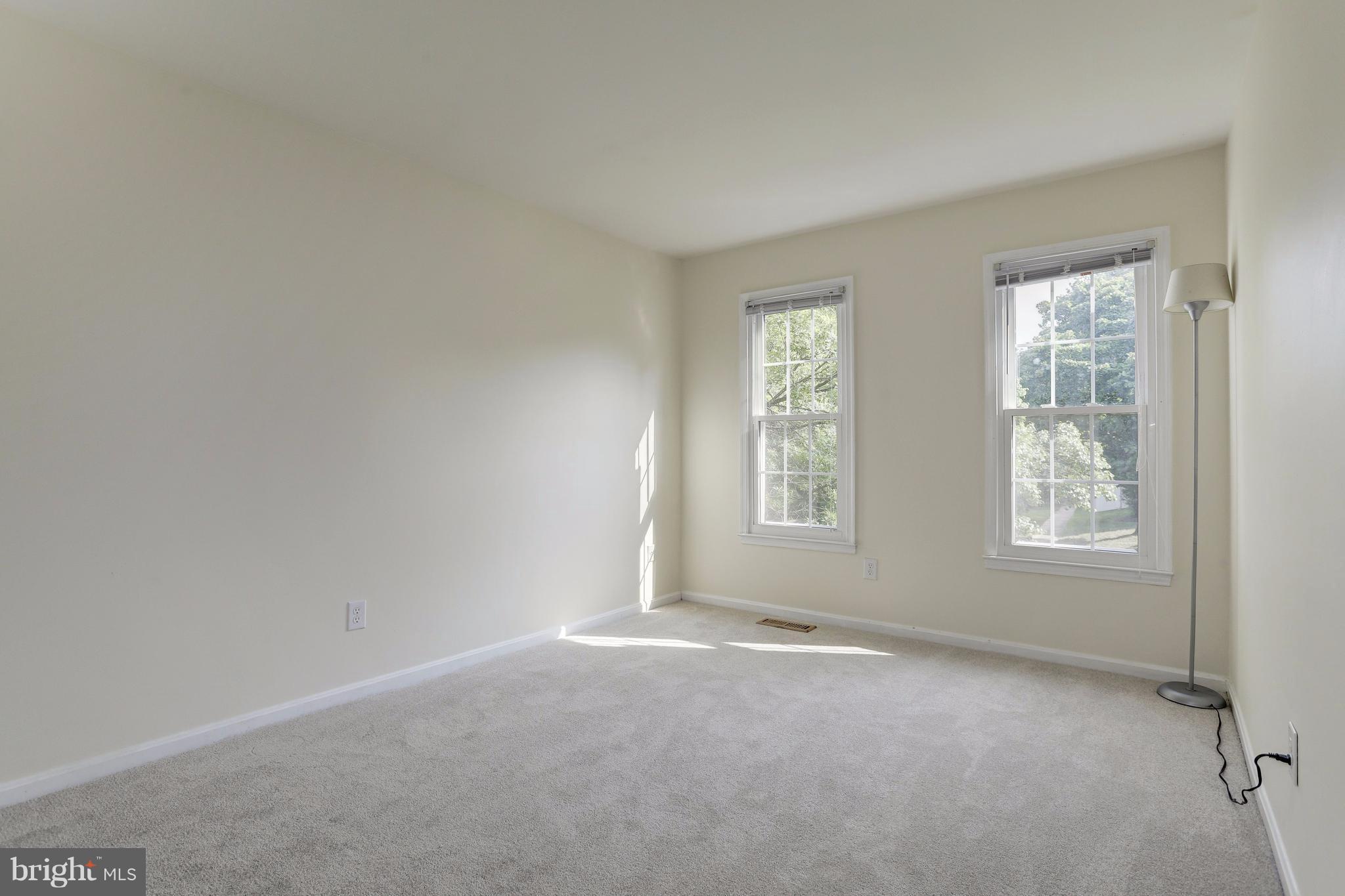 28 Treworthy Road Gaithersburg, MD 20878 - Photo 20 of 30 Bedroom #3