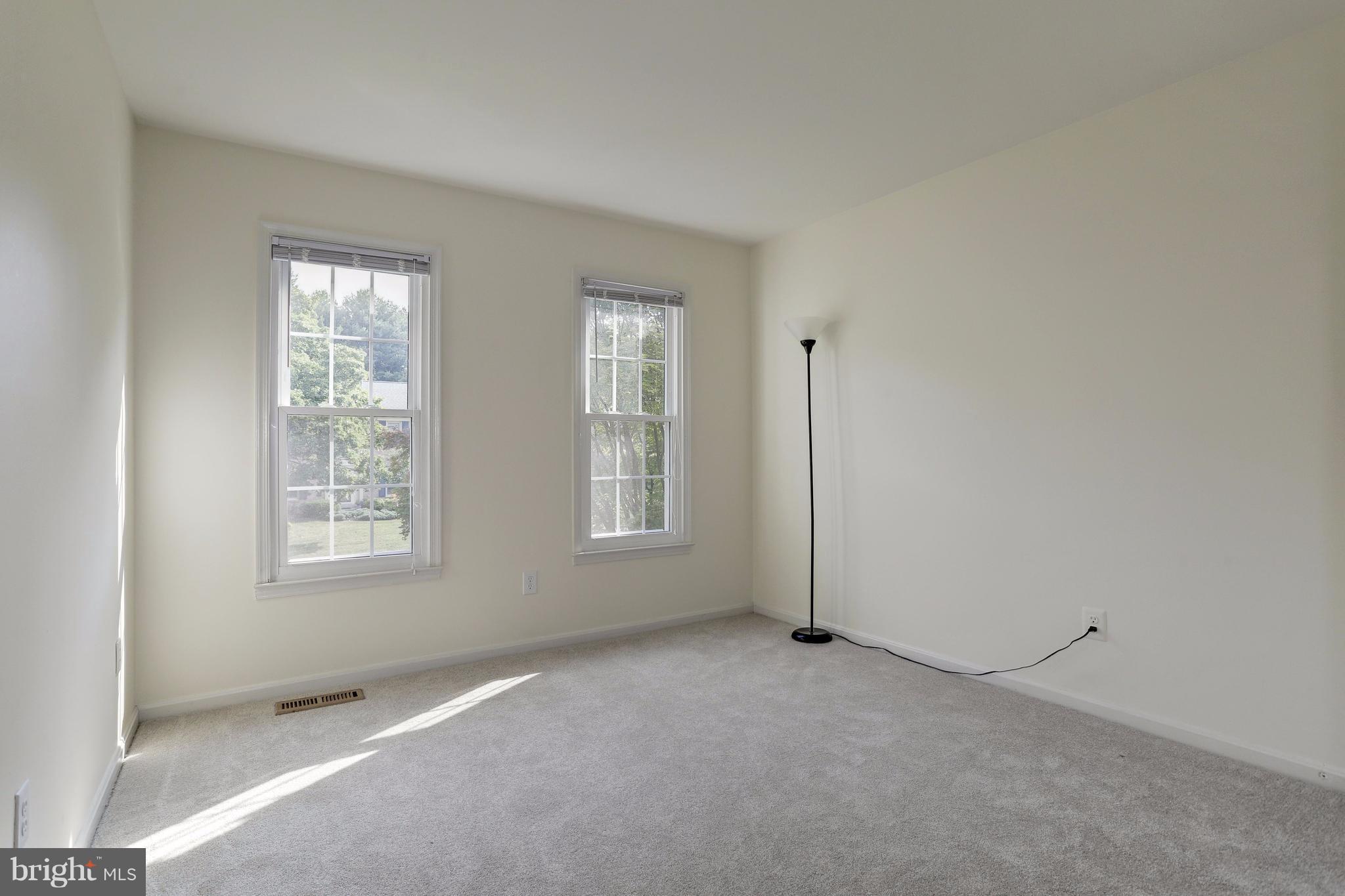 28 Treworthy Road Gaithersburg, MD 20878 - Photo 21 of 30 Bedroom #4