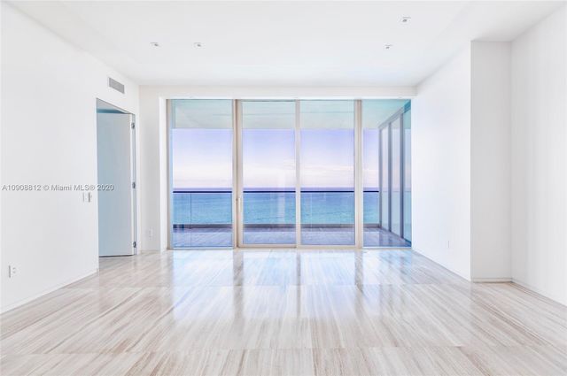 $4,200,000 | 18975 Collins Avenue, Unit 2902, Sunny Isles Beach, FL 33160