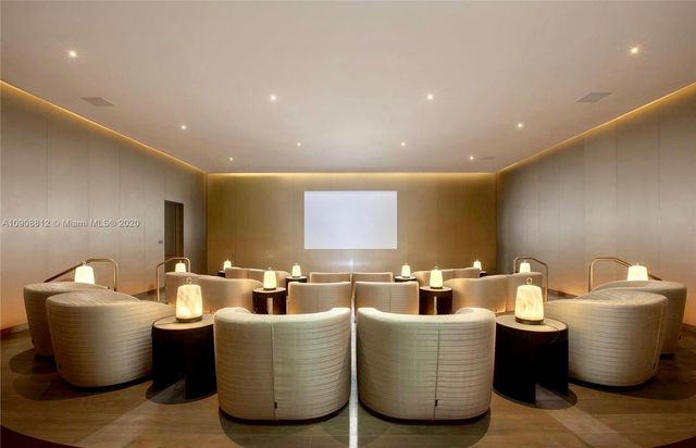 $4,200,000 | 18975 Collins Avenue, Unit 2902, Sunny Isles Beach, FL 33160