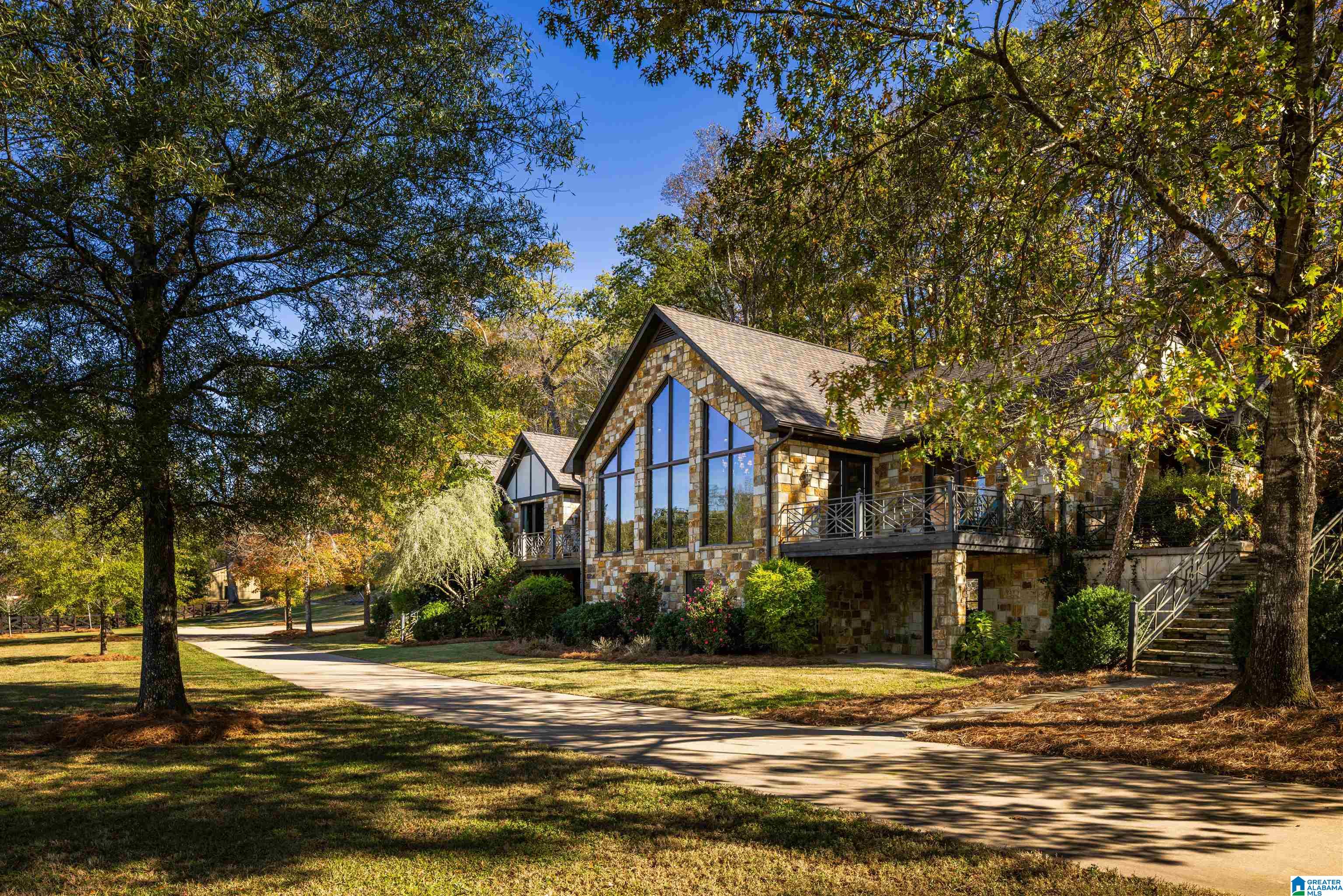 405 Indian Trail Road Pelham, AL 35124 - Photo 4 of 99