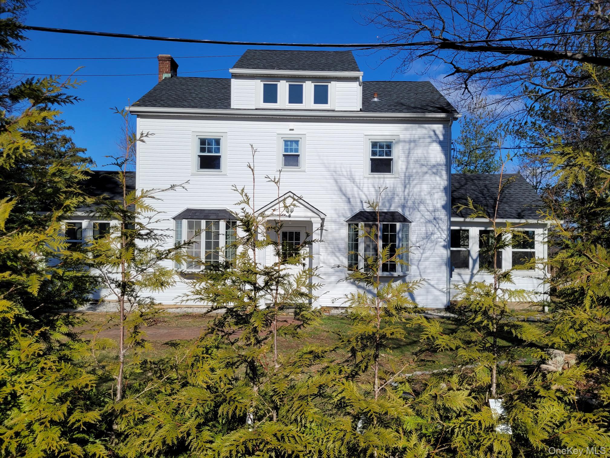 424 Centre Island Road Oyster Bay, NY 11771 - Photo 1 of 31