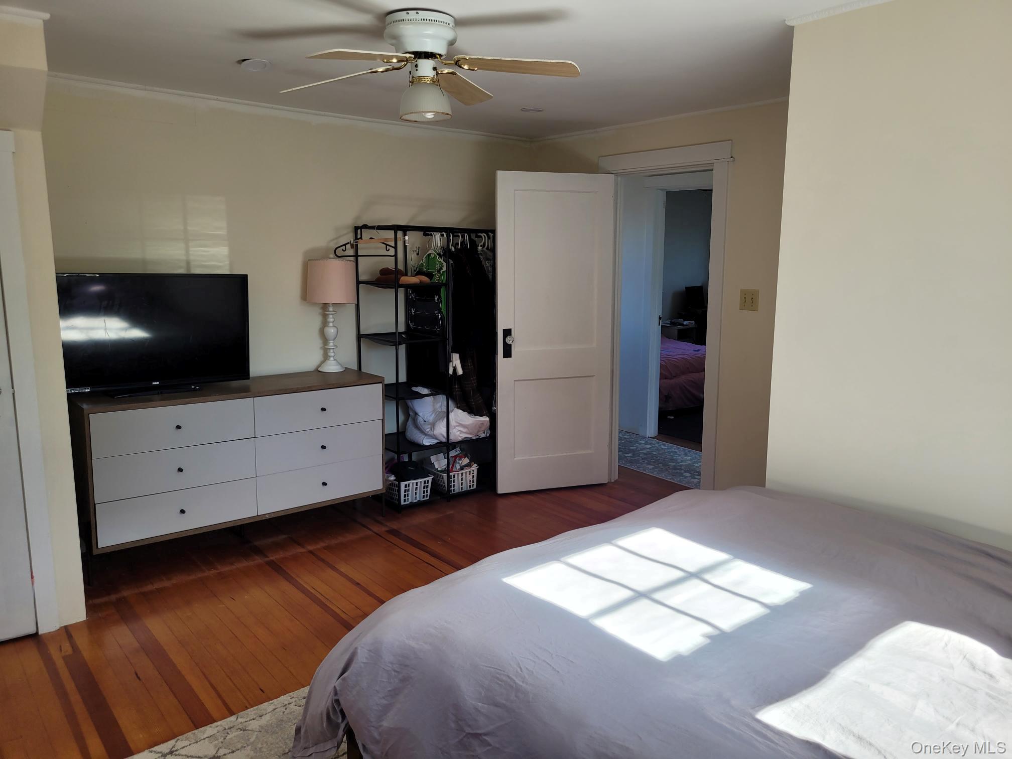 424 Centre Island Road Oyster Bay, NY 11771 - Photo 17 of 31
