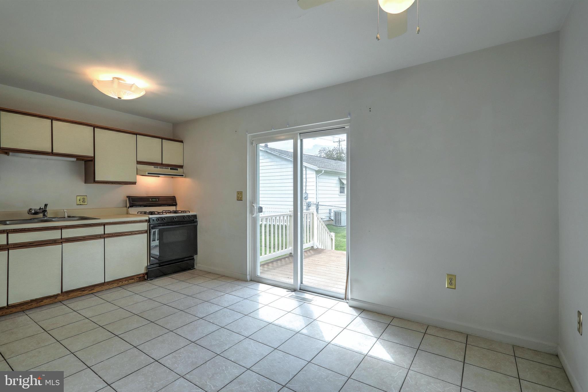 148 Center Street Hanover, PA 17331 - Photo 11 of 24 Gallery Image 11