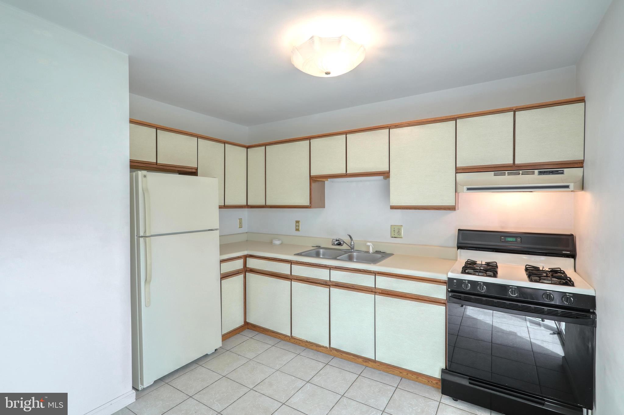 148 Center Street Hanover, PA 17331 - Photo 15 of 24 Gallery Image 15
