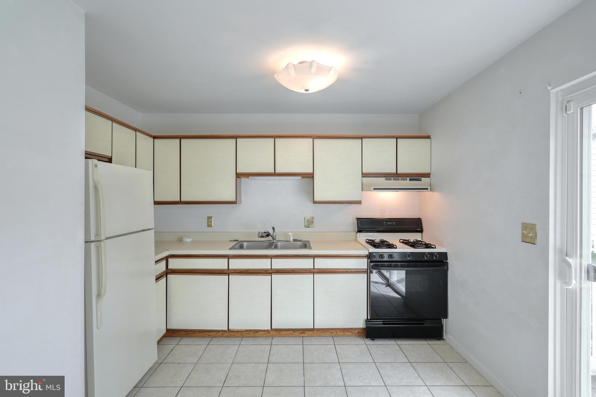 148 Center Street Hanover, PA 17331 - Photo 16 of 24 Gallery Image 16