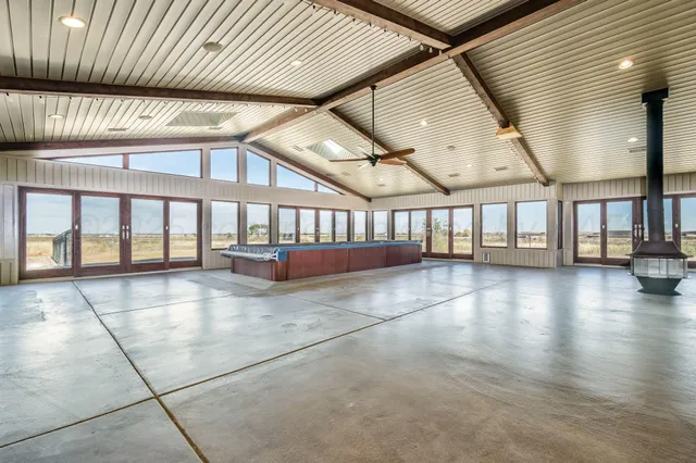 $950,000 | 9550 Farm To Market Road 1714, Canyon, TX 79015