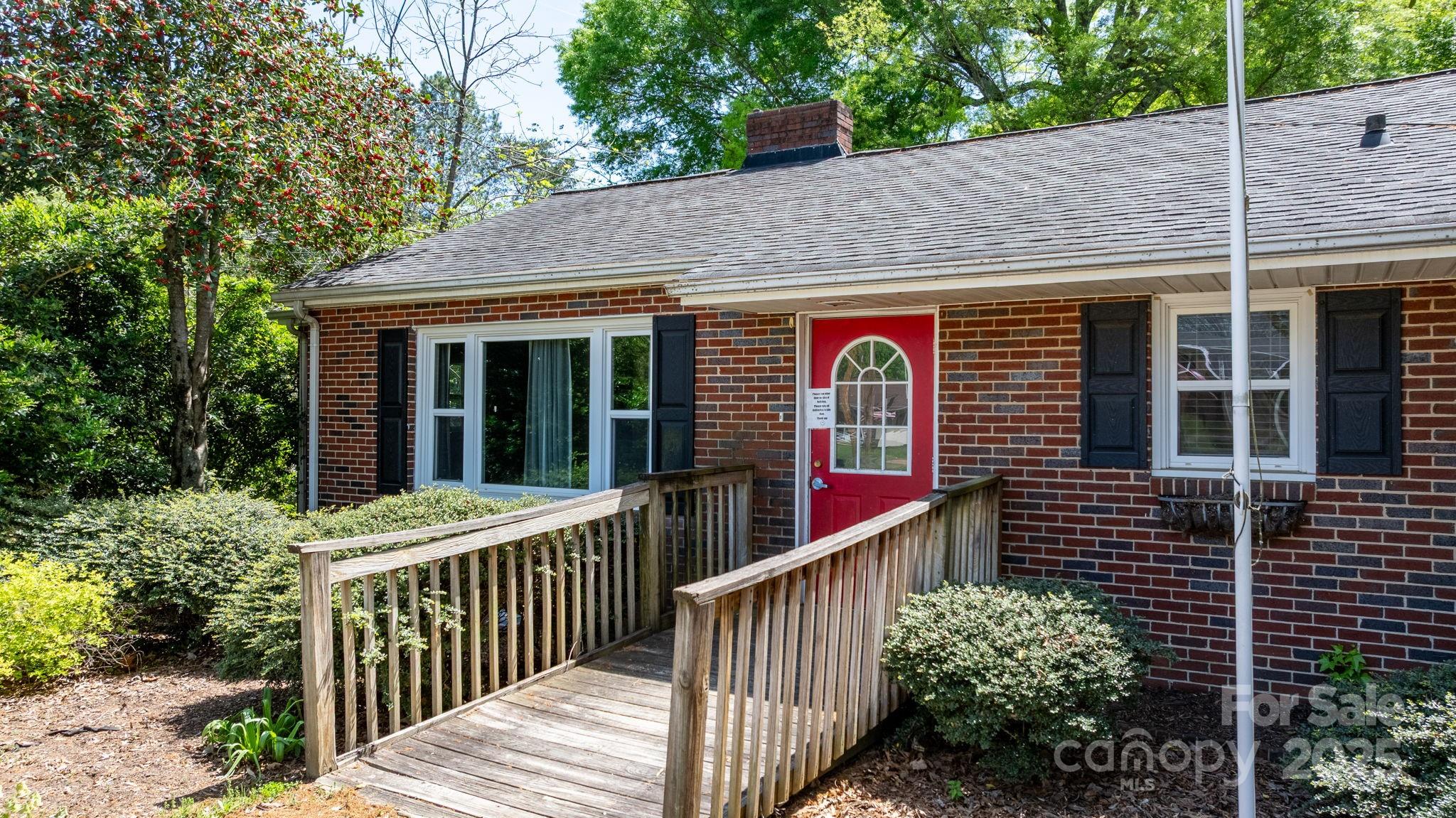 536 Hartness Road Statesville, NC 28677 - Photo 8 of 45 Gallery Image 8