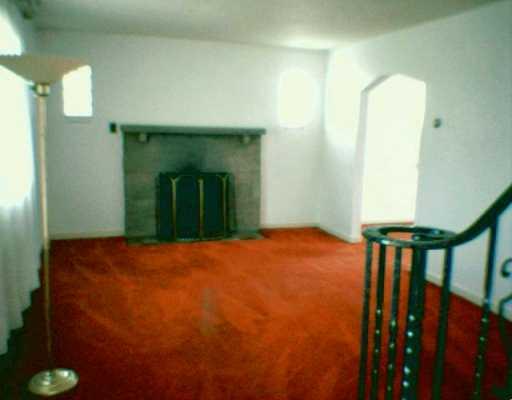 5377 Baptist Road Whitehall, PA 15236 - Photo 2 of 7 Living Room.