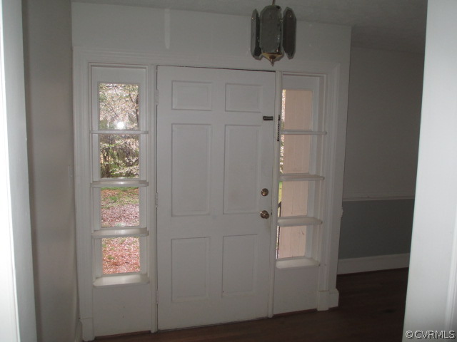 4710 Sturgeon Point Road Providence Forge, VA 23140 - Photo 2 of 10 Gallery Image 2