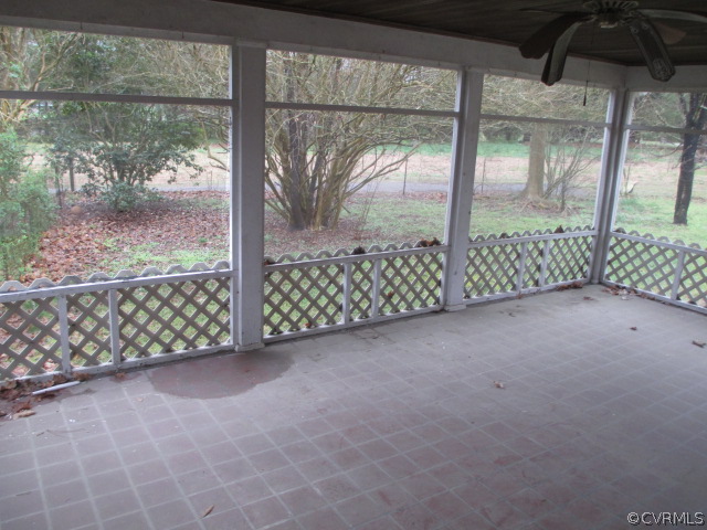 4710 Sturgeon Point Road Providence Forge, VA 23140 - Photo 4 of 10 Gallery Image 4