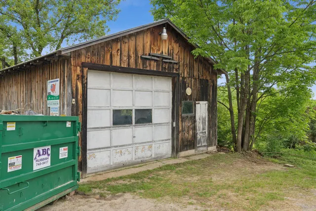 $799,900 | 38 Kuvaja Road, Greenwood, ME 04255