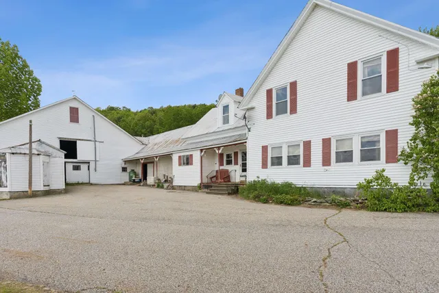 $799,900 | 38 Kuvaja Road, Greenwood, ME 04255