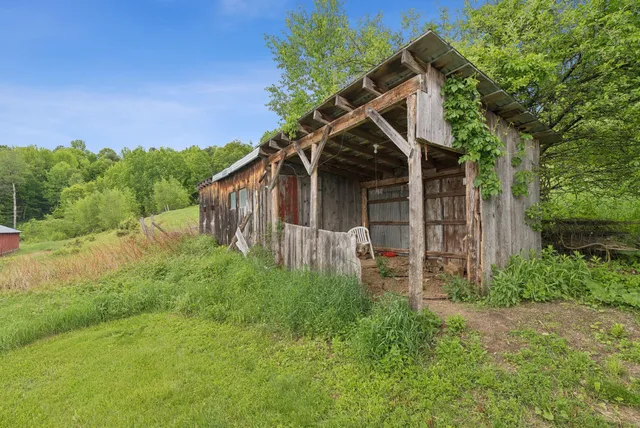 $799,900 | 38 Kuvaja Road, Greenwood, ME 04255