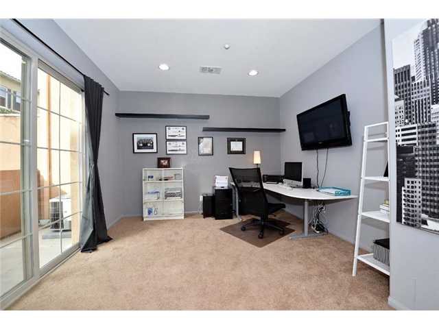 2252 Huntington Point Road, Unit 84 Chula Vista, CA 91914 - Photo 6 of 17 SPACIOUS AND BRIGHT Downstairs Office/Den/Playroom!