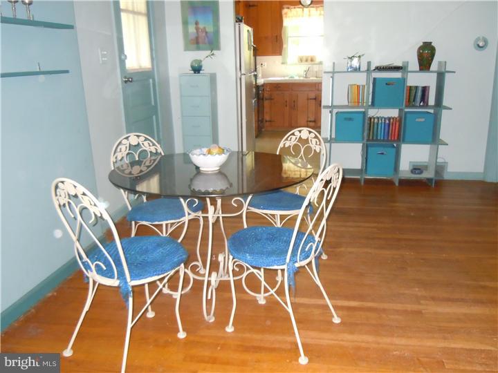 2425 Huntingdon Road Huntingdon Valley, PA 19006 - Photo 8 of 22 Dining Room