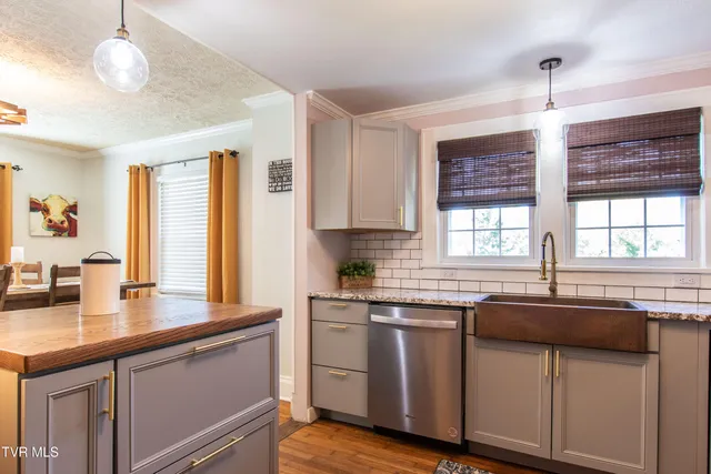 $295,000 | 359 Vance Drive, Bristol, TN 37620