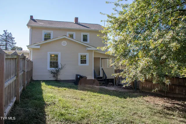 $295,000 | 359 Vance Drive, Bristol, TN 37620