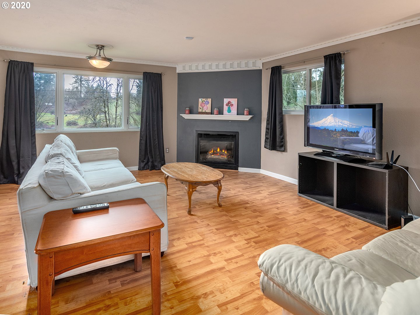 51509 Southwest Em Watts Road Scappoose, OR 97056 - Photo 6 of 23 Living Room