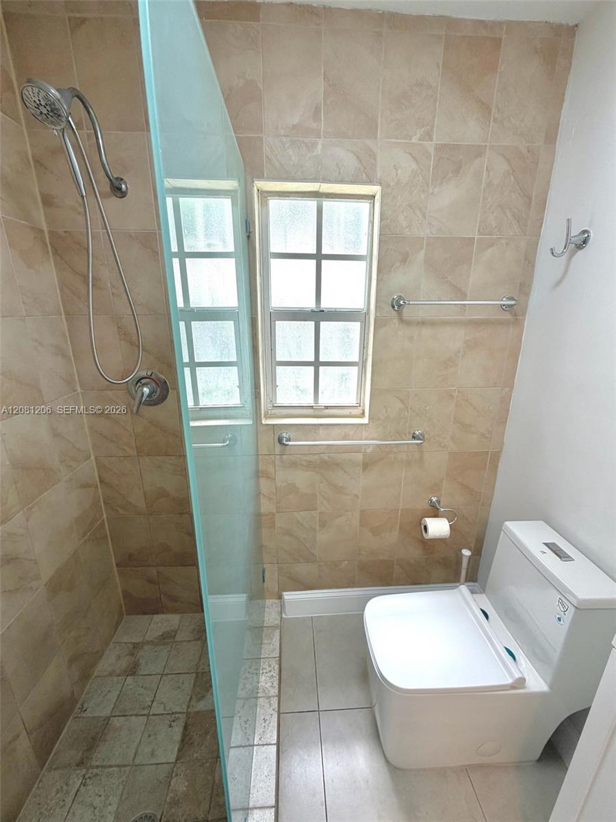 1650 Northwest 112th Terrace, Unit A Miami, FL 33167 - Photo 23 of 47 Gallery Image 23