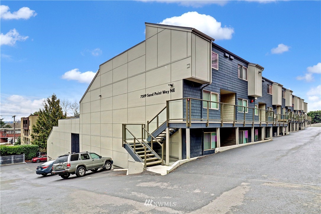 7309 Sand Point Way Northeast, Unit B727 Seattle, WA 98115 - Photo 12 of 12