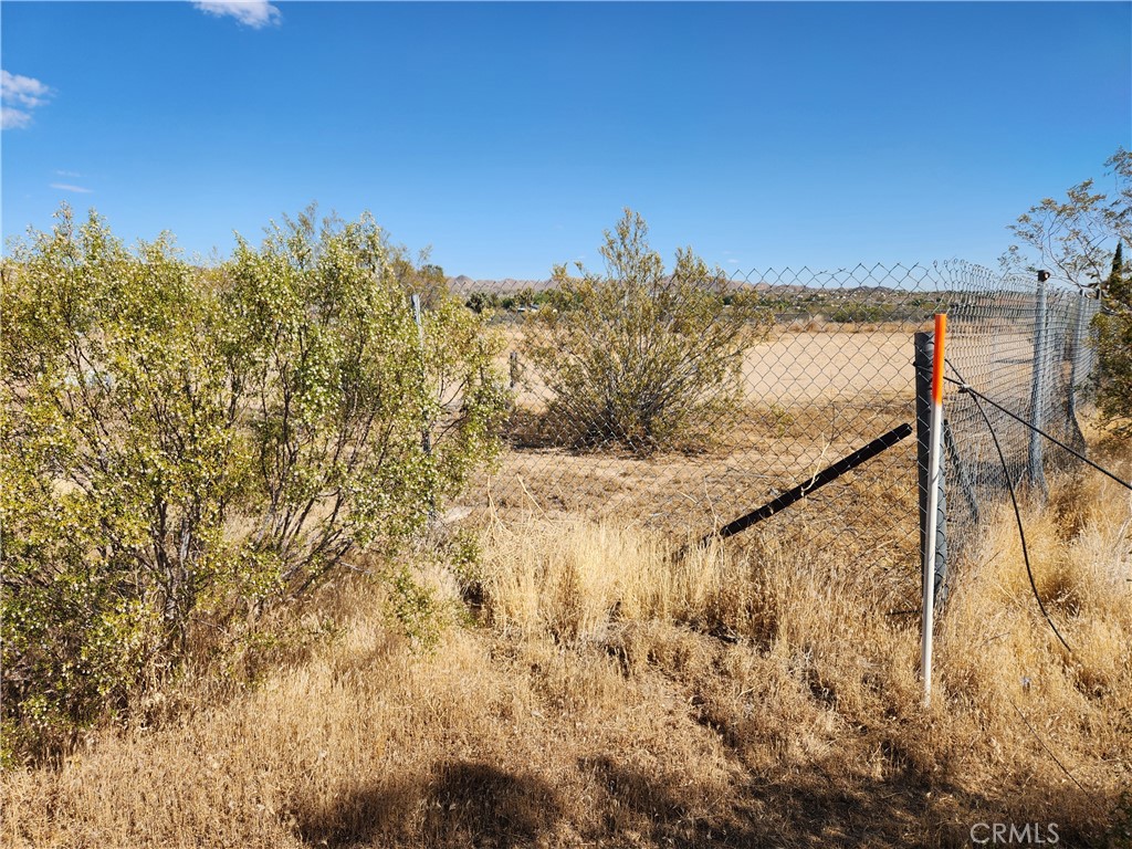 1901 Old Woman Springs Road Yucca Valley, CA 92284 - Photo 5 of 10 a view of ocean