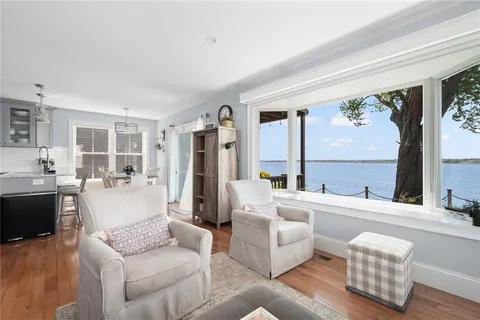 $1,050,000 | 53 White Avenue, East Providence, RI 02915