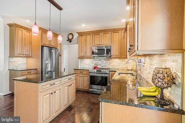 $700,000 | 2314 Devon Drive, Quakertown, PA 18951
