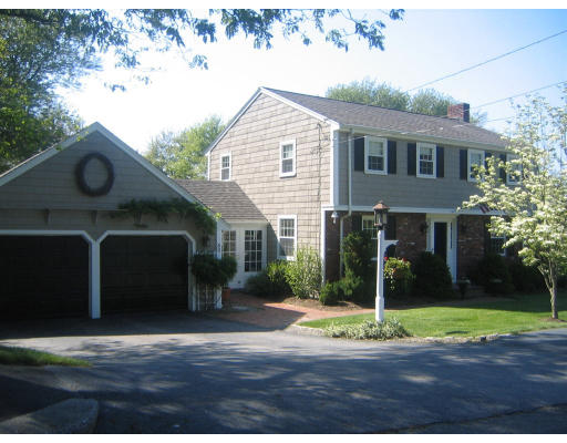 80 Century Road Weymouth, MA 02190 - Photo 1 of 19 Gallery Image 1