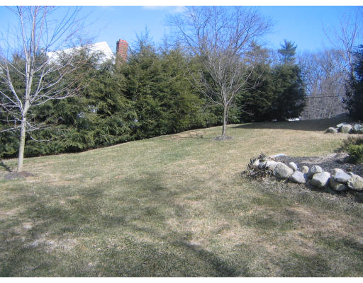 80 Century Road Weymouth, MA 02190 - Photo 17 of 19 Gallery Image 17