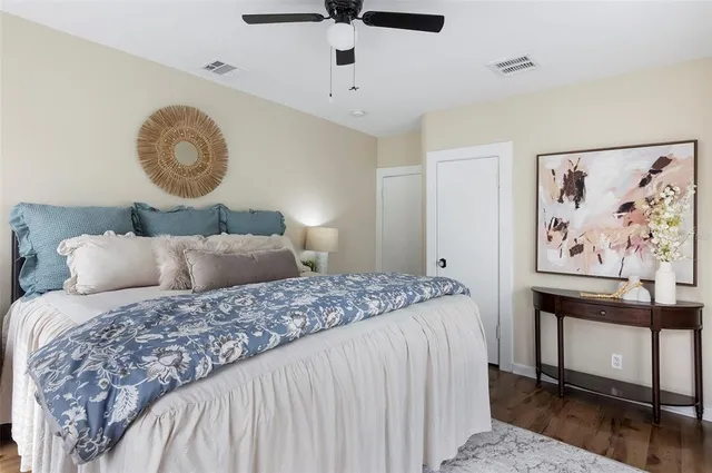 $2,775 | 701 38th Avenue North, St. Petersburg, FL 33704