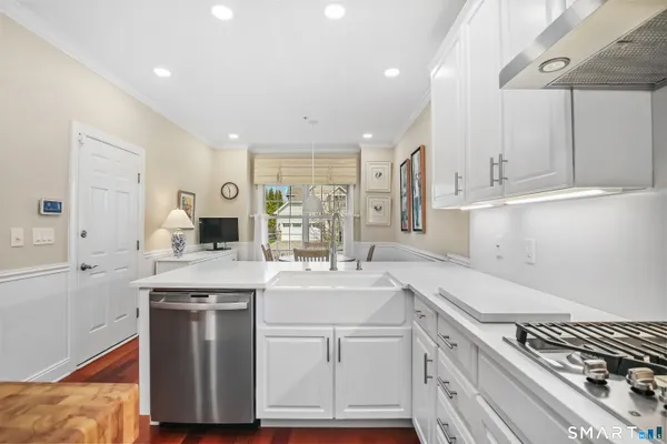 $1,100,000 | 638 Danbury Road, Unit 64, Ridgefield, CT 06877