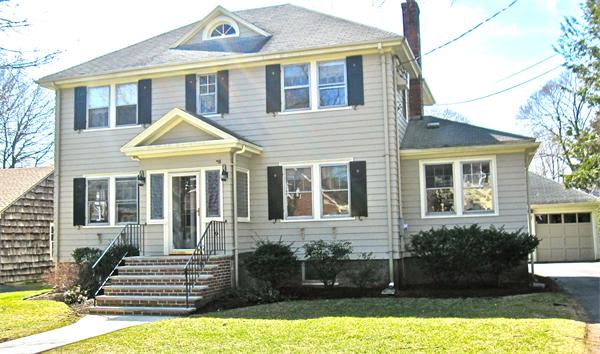 9 Glendale Road Marblehead, MA 01945 - Photo 1 of 13 a front view of a house
